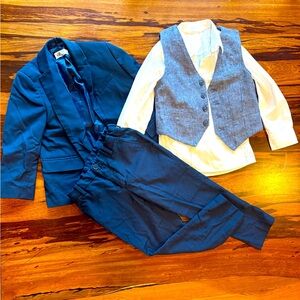 Toddler 5T three piece navy blue suit from H&M